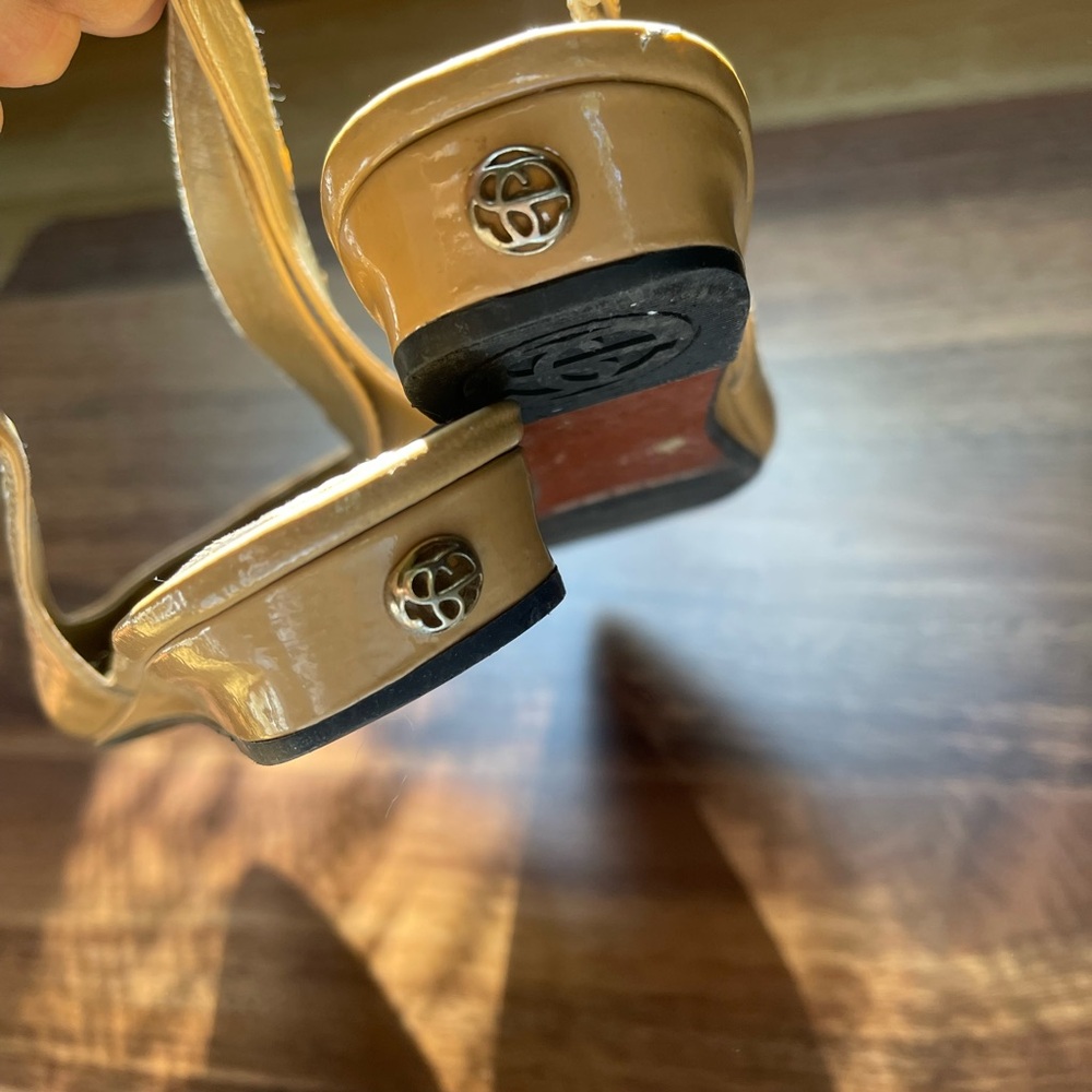 Sam Edelman Tan flat Slingbacks - Picture 2 of 7